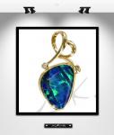 MK0016:  Pendentif opale, or et diamants