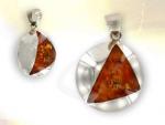 Ref-3428 Pendentif argent et triangle d'ambre